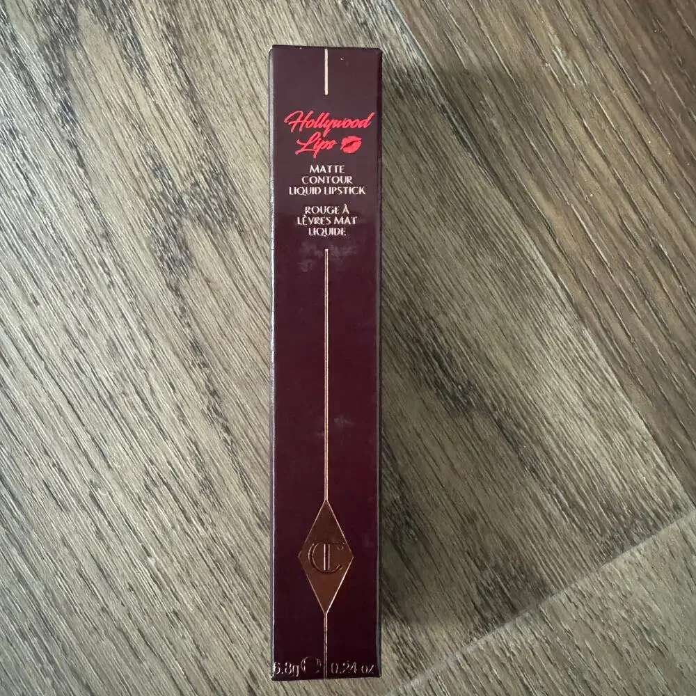 Charlotte Tilbury Hollywood Lips Matte Liquid Lipstick in Dangerous Liaison